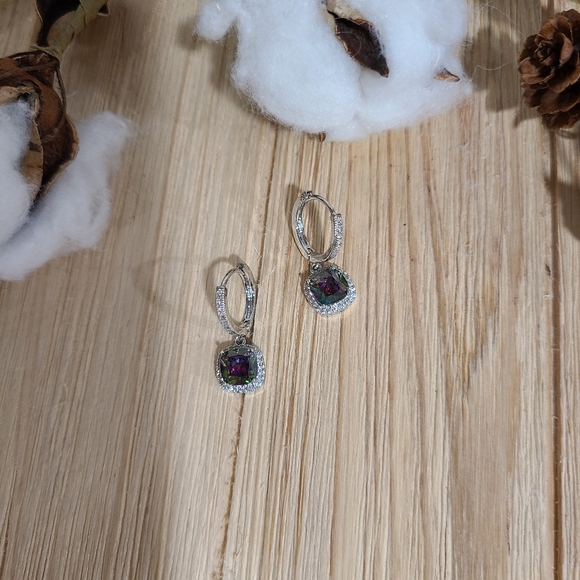 💜💜NEW💜💜EXQUISITE!! DANGLE  RAINBOW TOPAZ Earrings in SILVER Plating💜💜 - Picture 7 of 15